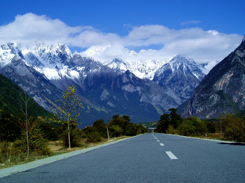 川藏線自駕進(jìn)藏