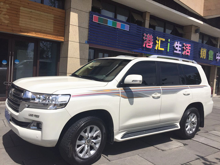 成都租陸地巡洋艦