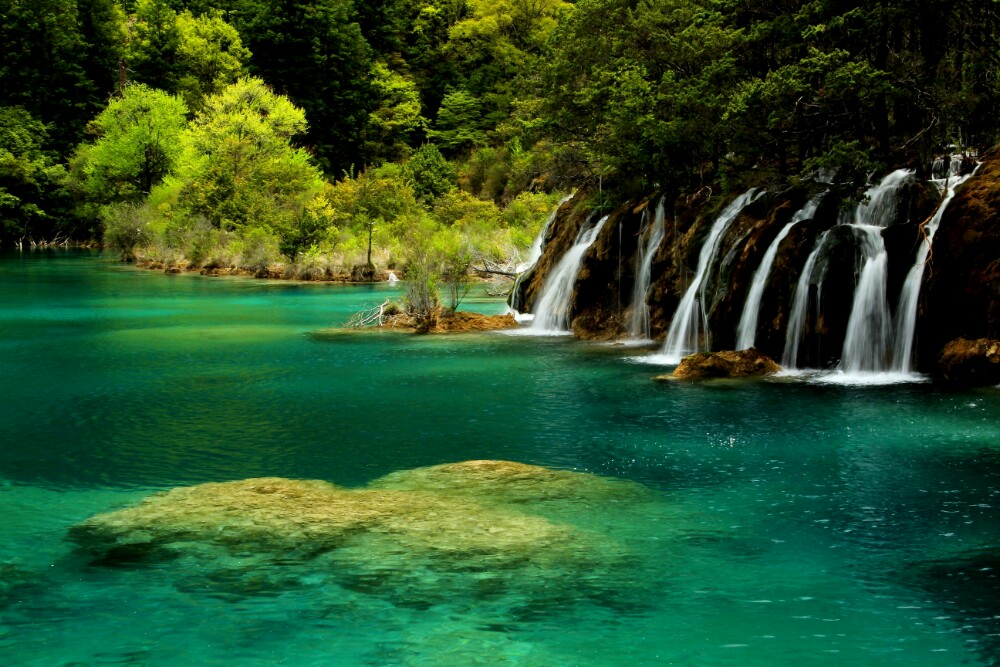 成都租車(chē)去九寨溝