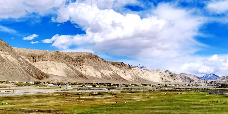 新疆最美公路即將解封，快來租車自駕獨(dú)庫公路