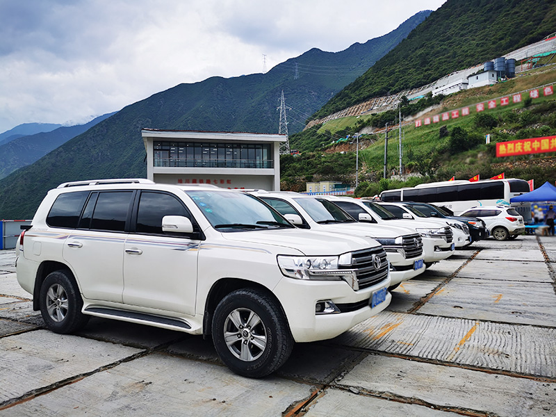 成都越野車租賃平臺